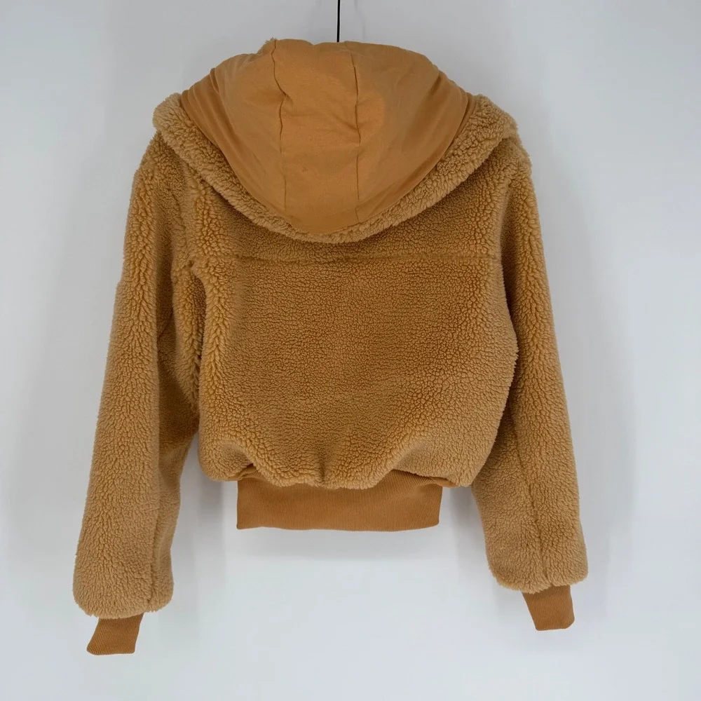 ALO Yoga size small
